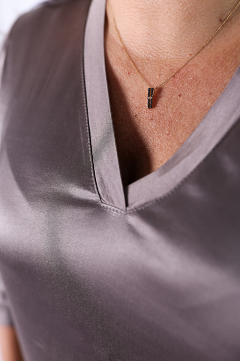 Blusa Acetinada Taupe - RUGA