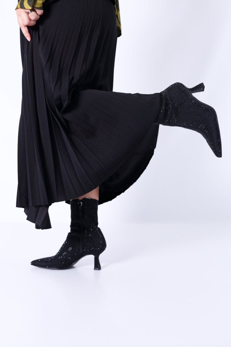 Bota com Brilho Preta - CORINA