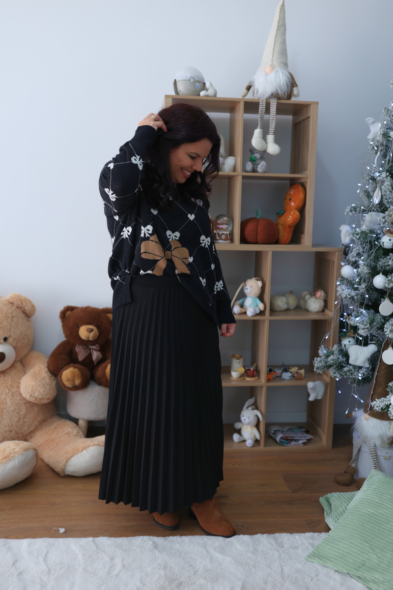 Jersey de Navidad Negro con Lazo – RUGA