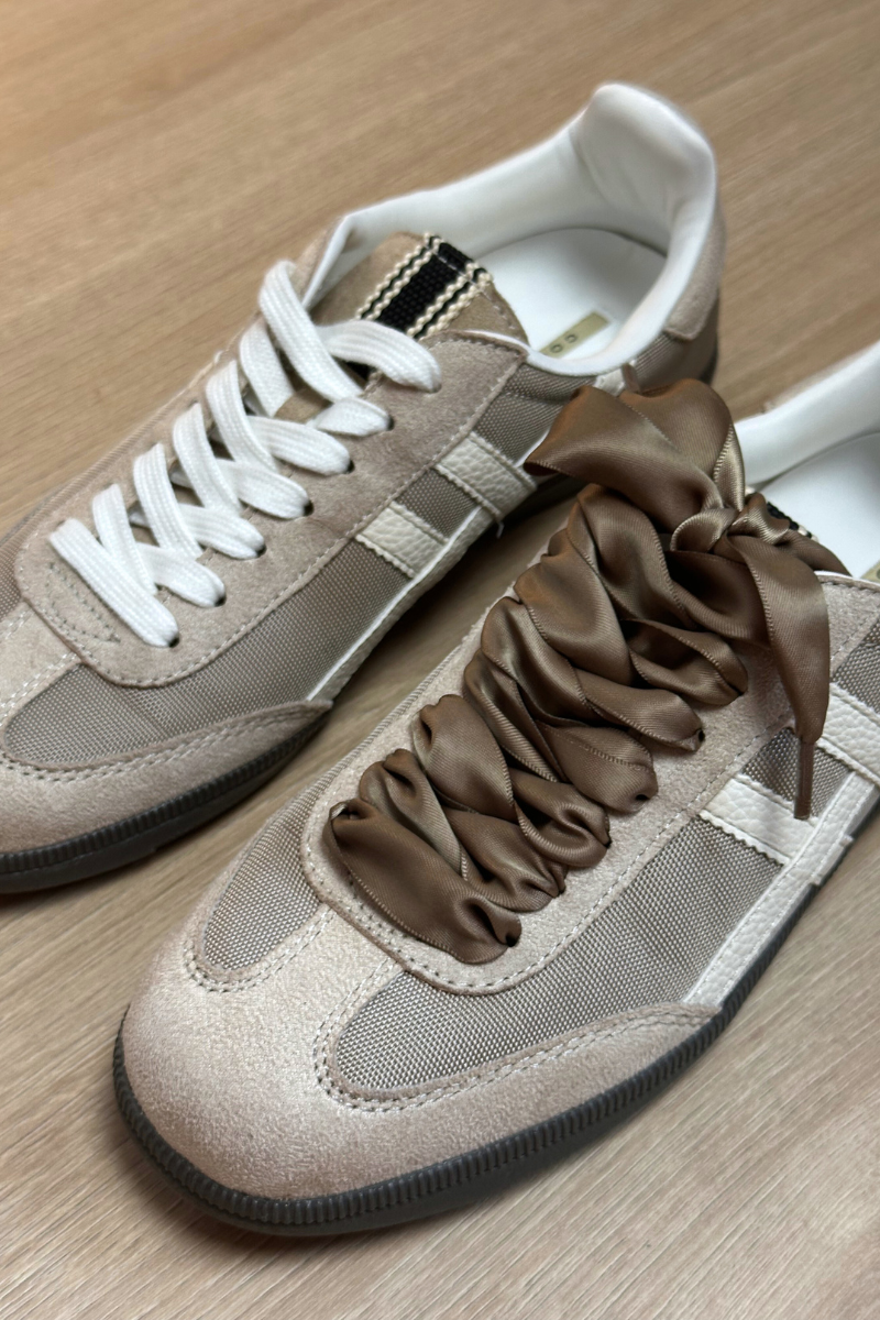 Zapatillas Retro Crudo - CORINA