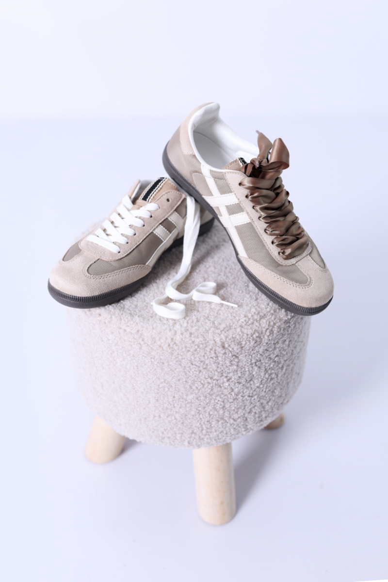 Zapatillas Retro Crudo - CORINA