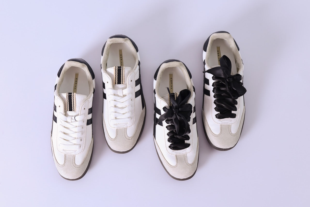 Zapatillas Retro Negro & Blanco - CORINA