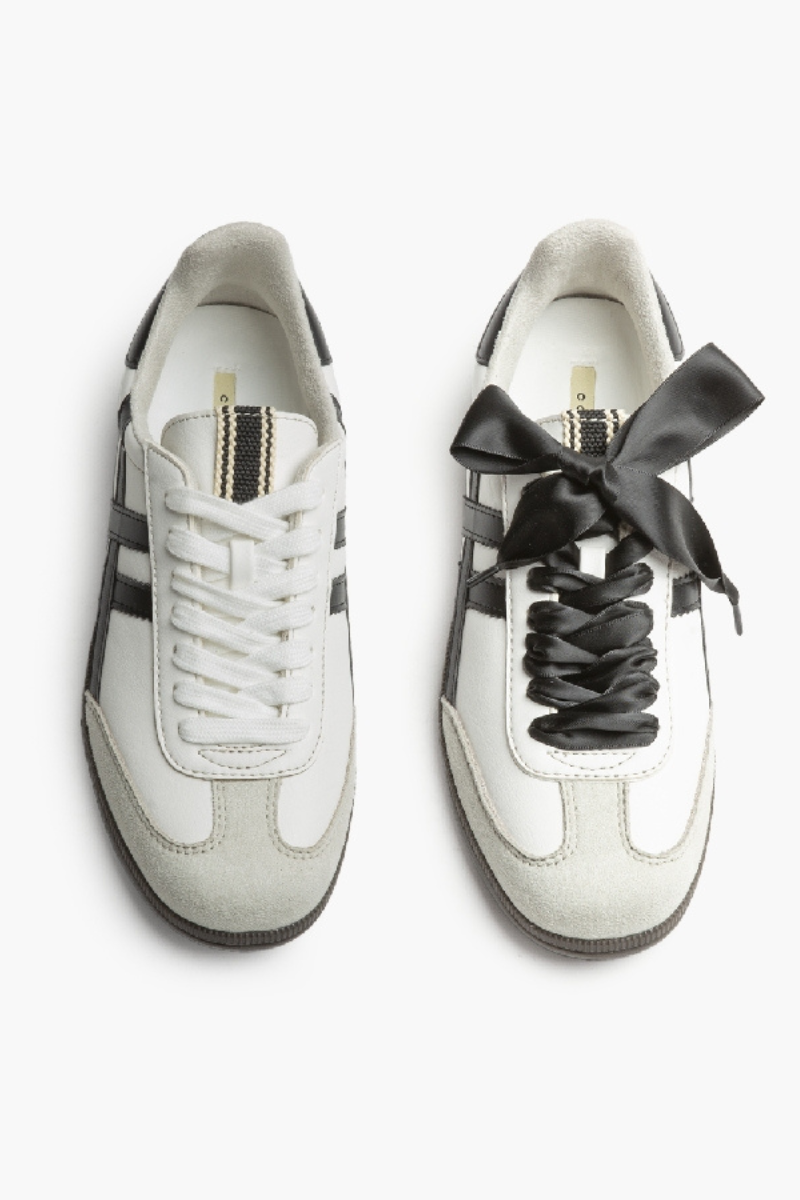 Zapatillas Retro Negro & Blanco - CORINA