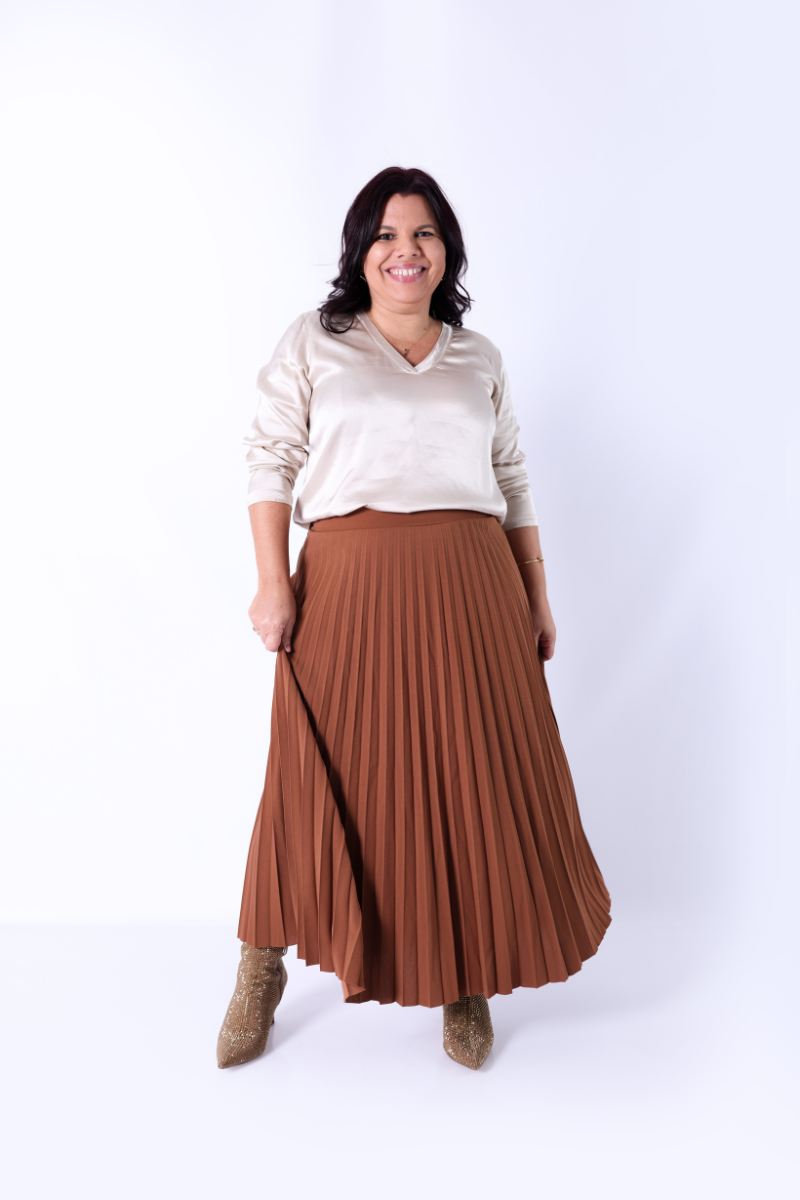 Blusa Acetinada Crú - RUGA