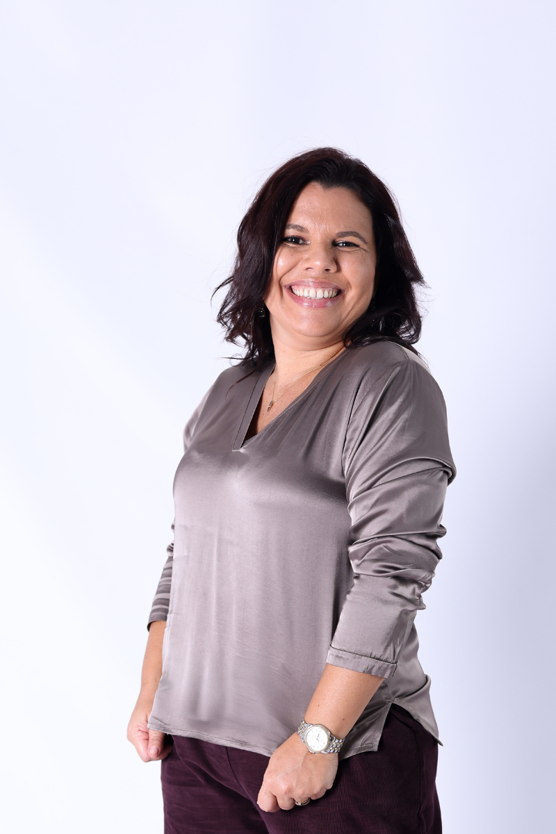Blusa Acetinada Taupe - RUGA
