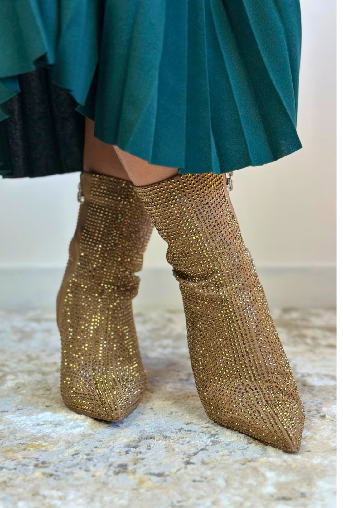 Bota com Brilho Dourada - CORINA