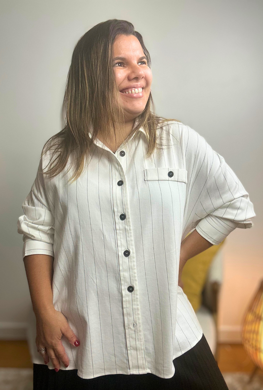 Camisa Yara Riscas Único - LeChic Moda