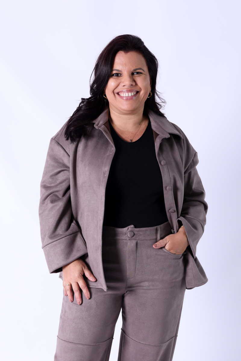Camisa oversize com botões Taupe - RUGA